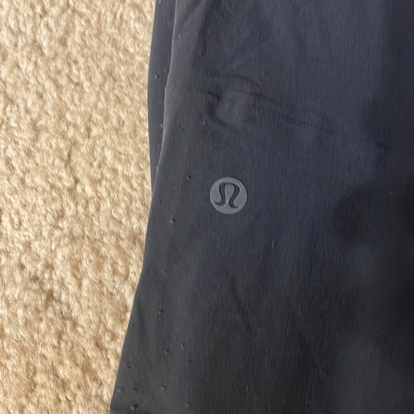 Lululemon size S color graphite gray - Picture 2 of 3